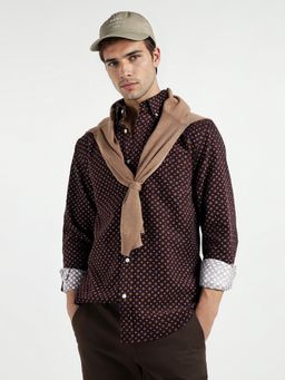 GANT - Men Maroon Corduroy Printed Button Down Collar Shirt
