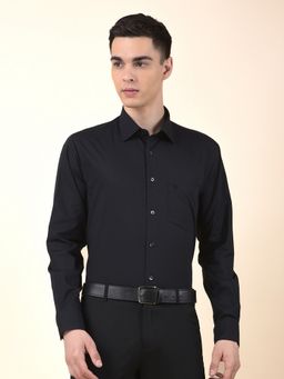 Cantabil - Men Black Cotton Solid Formal Shirt