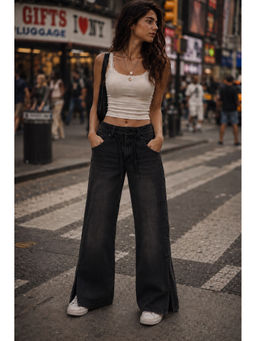 Bene Kleed - Women Black Slit Drawstring Relaxed Fit Jeans