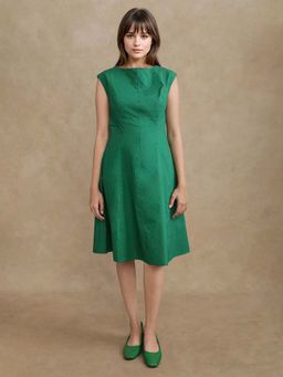 RAREISM - Green Solid Midi Fit Dress