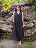Black color option, Currently selected