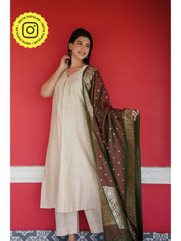 Ethnic Elements - Cotton Silk Kurta and Pant with Dupatta