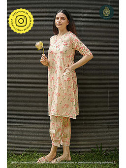 Ethnic Elements - Women Cotton Floral Kurta and Pant