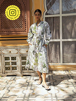 Happi Space - Late August Midi Dress In Green House Print-white (Set of 2)
