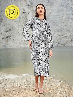 House of Soi - Black Shelly Printed Lace Dress
