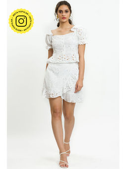 How When Wear - White Broderie Frill Skirt