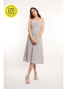 How When Wear - Seersucker Pin Stripes Midi Dress