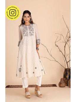 Karuna Khaitan - Off White Hooghan Co-Ord (Set of 3)