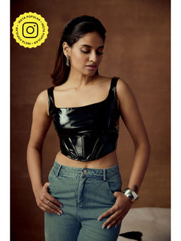 Lea Clothing - Women's Black Solid Crop Top