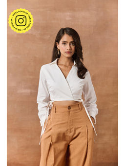 Lea Clothing - Gustl White Overlapped Crop Top