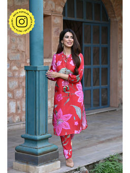 Mahee Jaipur - Red and Pink Muslin Fiore Kurta with Pant (Set of 2)