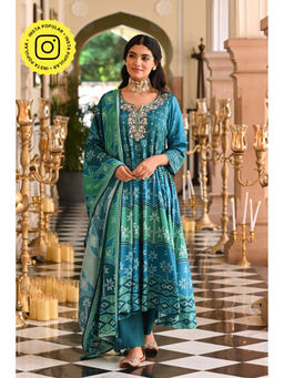 Mahee Jaipur - Green Muslin Embroidered Anarkali Kurta With Palazzo & Dupatta