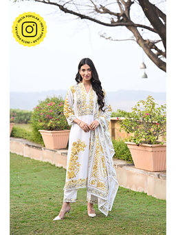 Mahee Jaipur - Yellow Cotton Self Design Kurta With Pant & Dupatta
