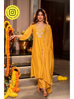 Mahee Jaipur - Womens Chanderi Embroidered Orange Kurta with Pant and Dupatta