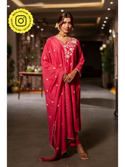 Mahee Jaipur - Womens Chanderi Embroidered Pink Kurta with Pant and Dupatta