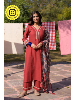 Mahee Jaipur - Red Dobby Cotton Block Printed Kurta With Pant And Dupatta