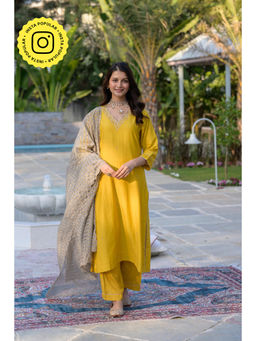 Mahee Jaipur - Yellow Mul Chanderi Kurta with Pant and Dupatta