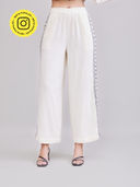 Beige color option, Currently selected