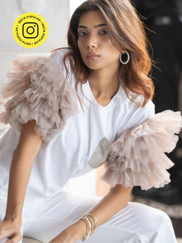 Label Swish - White Tulle Sleeves And Patched Pocket T-shirt