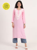 Pink color option, Currently selected
