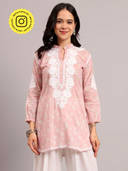 Pink color option, Currently selected