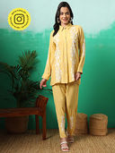 Yellow color option, Currently selected