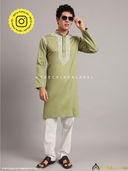 Green color option, Currently selected