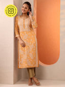 Orange color option, Currently selected