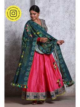 UDD DESIGN - Women's Bagh Green Printed Tassels Dupatta