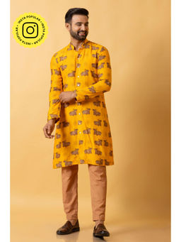 UDD DESIGN - Gauhu Kurta and Pant (Set of 2)