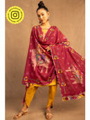 Maroon color option, Currently selected