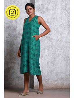 UDD DESIGN - Green Harshini Midi Dress