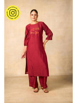 UDD DESIGN - Matsya Tatva maroon co-ord set (set of 2)