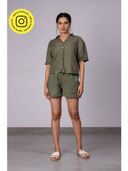 Olive color option, Currently selected