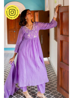 Zebein - Centre Kali Kurta with Pant and Dupatta - Lavender