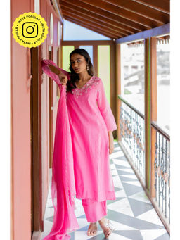 Zebein - Anar Jaal Kurta with Pant and Dupatta - Pink