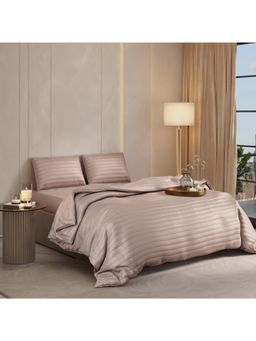 Stoa Paris - Date Night Champagne Sateen Quilted Super King Bed Cover Set