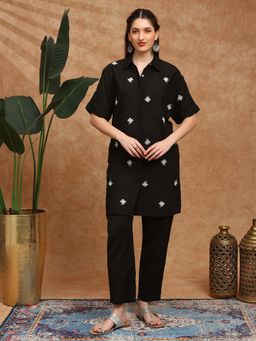 Globus - Women Black Shirt Collar Extended Sleeves Floral Straight Co-ord Set