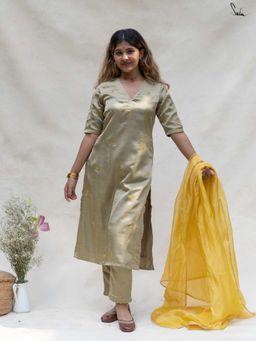 Suta - Grey Viscose Kurta with Pant and Dupatta