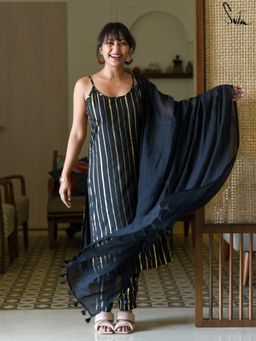 Suta - Black Pure Cotton Kurta with Pant and Dupatta