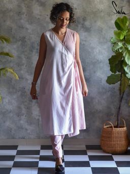 Suta - White and Pink Pure cotton Kurta with Pant