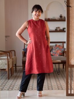 Suta - Red and Black Pure cotton Kurta with Pant