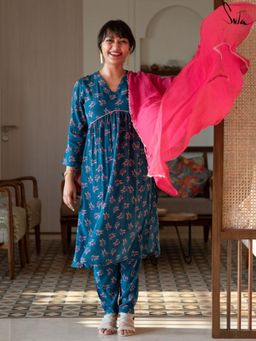 Suta - Blue Pure cotton Kurta with Pant and Dupatta