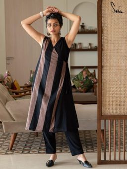 Suta - Beige and Black Pure cotton Kurta with Pant