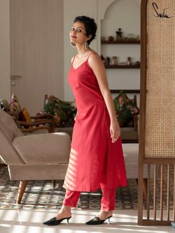 Suta - Red Pure cotton Kurta with Pant