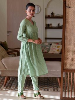 Suta - Green Modal Viscose Kurta with Pant