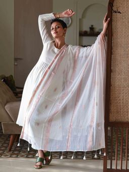 Suta - White Pure cotton Anarkali Kurta with Pant and Dupatta
