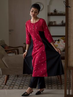 Suta - Red/Black Pure cotton Kurta with Pant