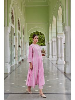 CHARU MAKKAR - Honey Suckle Light Pink Full Sleeves Chanderi Silk Kurta With Pants