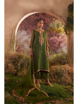 CHARU MAKKAR - Saiba Green Three Fourth Sleeves Organza Kurta With Pant and Dupatta